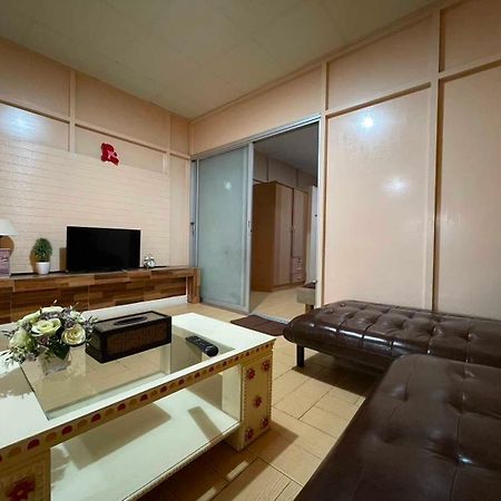 Oyo 75486 Anna Residence Jomtien Esterno foto