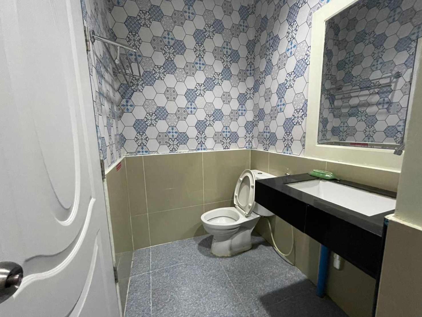 Oyo 75486 Anna Residence Jomtien Esterno foto