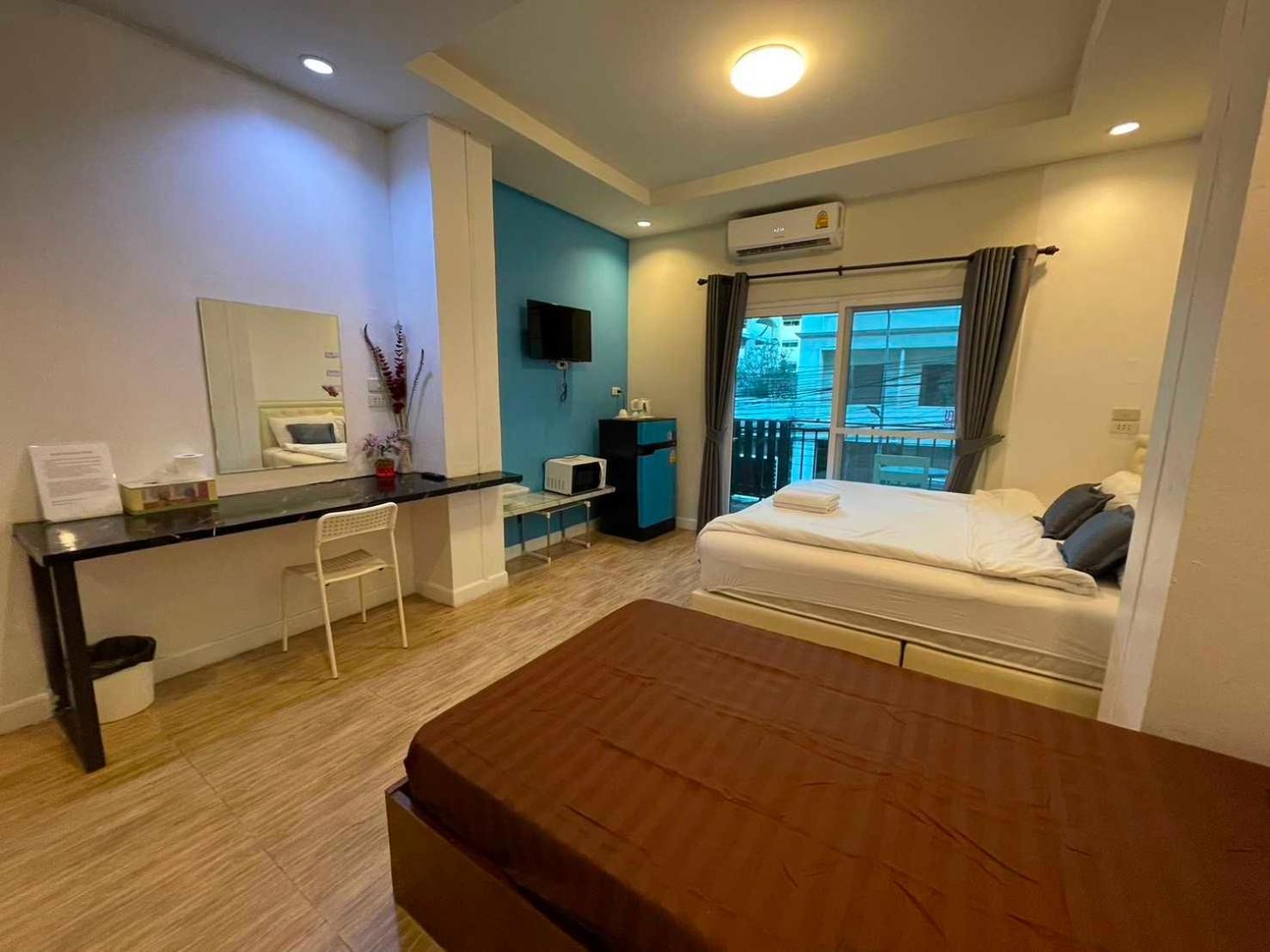 Oyo 75486 Anna Residence Jomtien Esterno foto