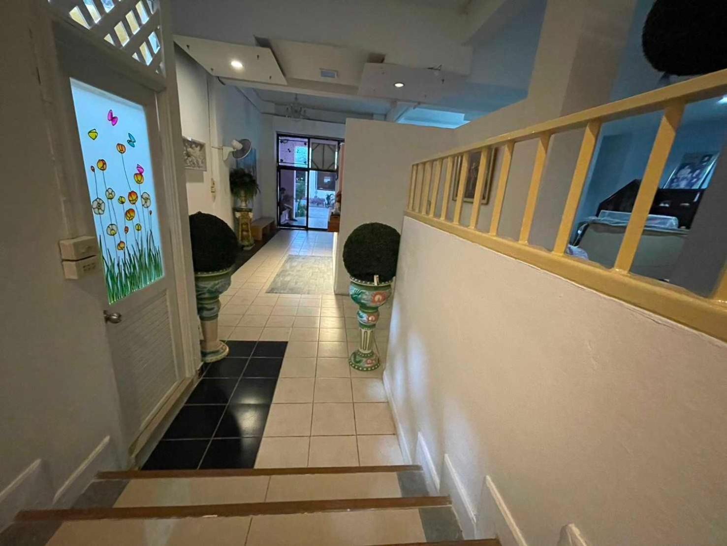 Oyo 75486 Anna Residence Jomtien Esterno foto