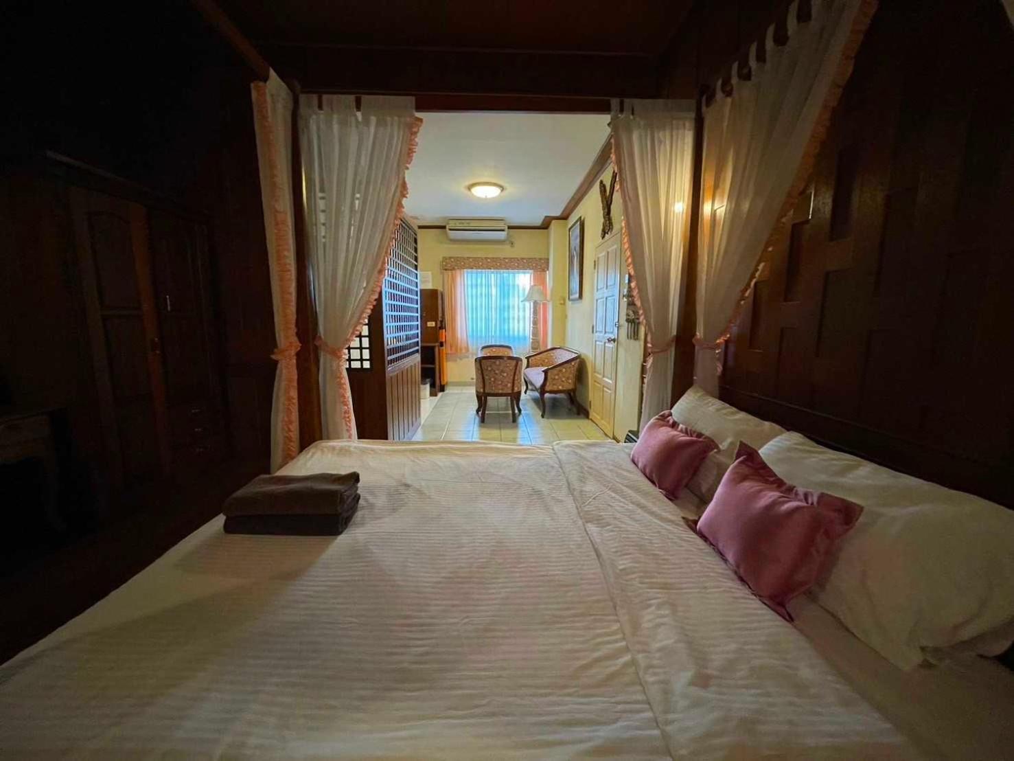 Oyo 75486 Anna Residence Jomtien Esterno foto