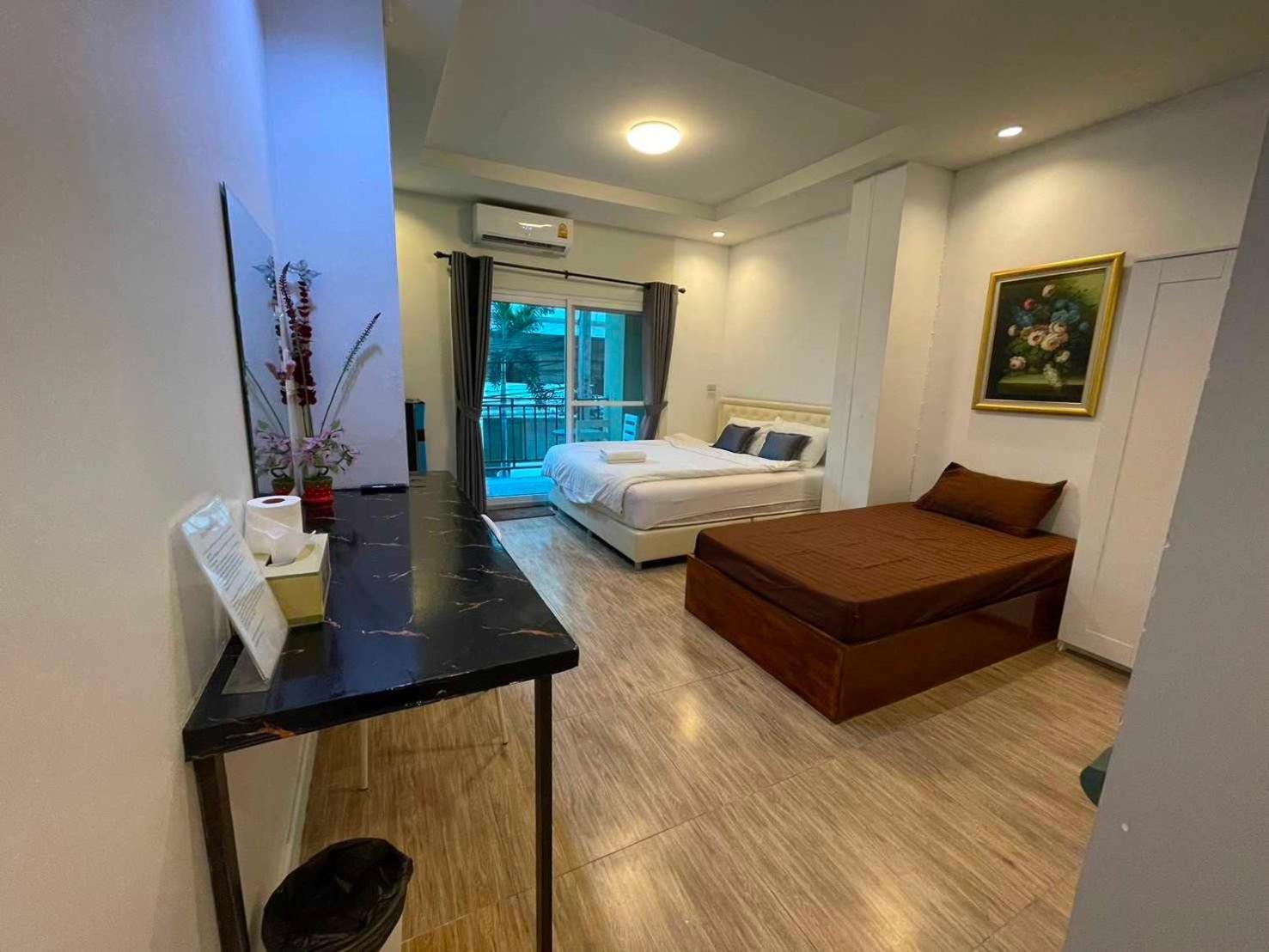 Oyo 75486 Anna Residence Jomtien Esterno foto