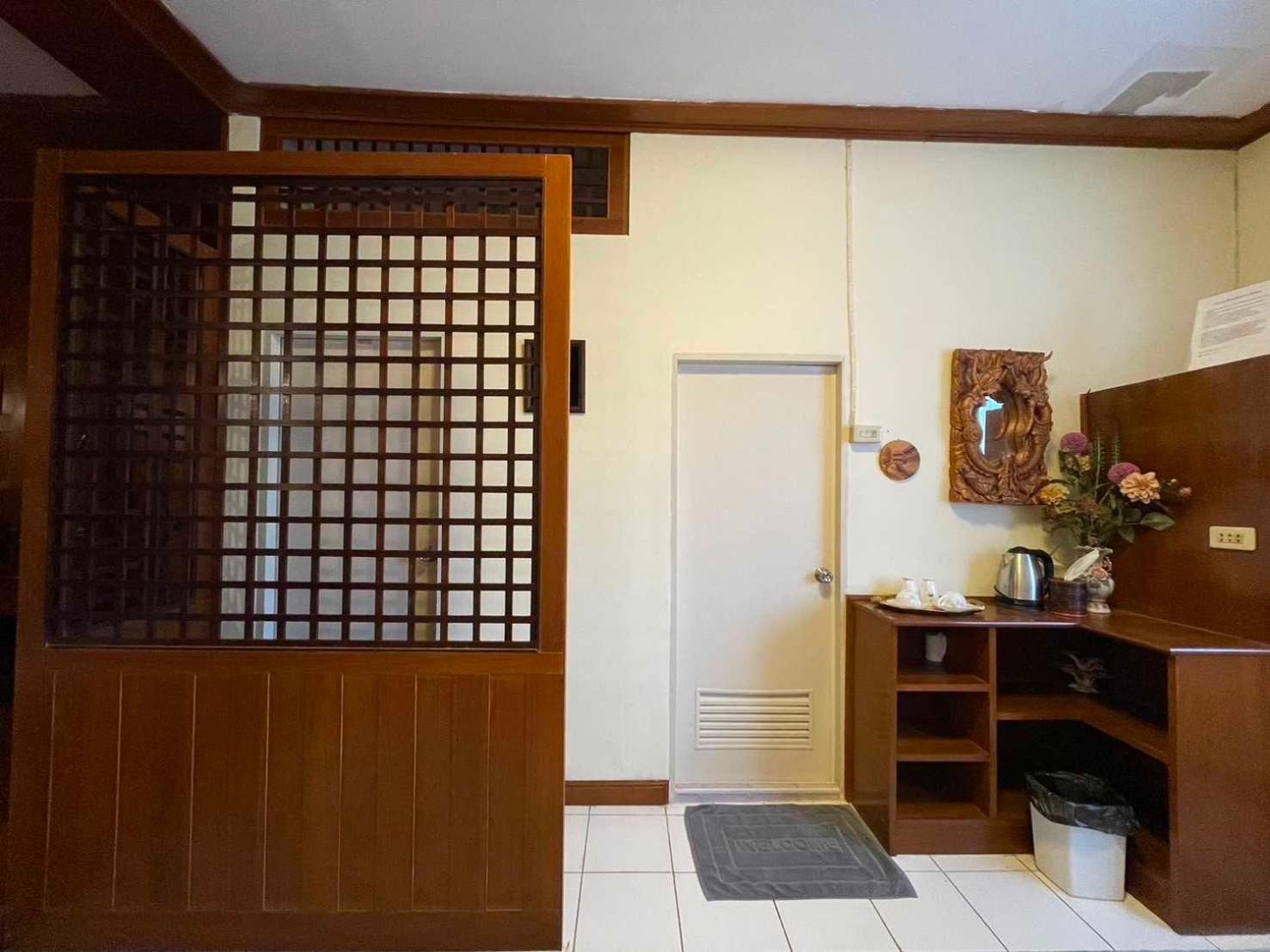 Oyo 75486 Anna Residence Jomtien Esterno foto