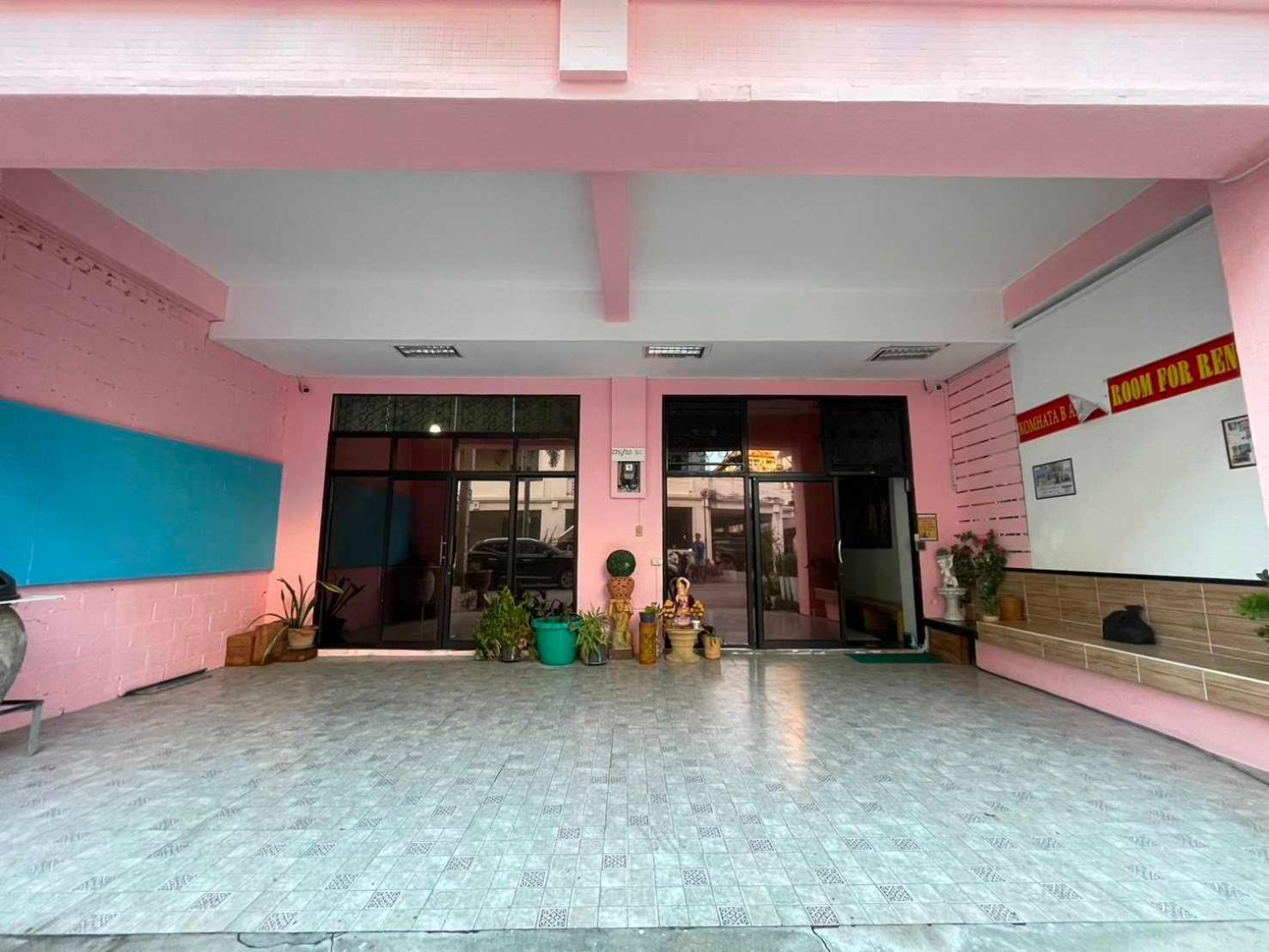 Oyo 75486 Anna Residence Jomtien Esterno foto