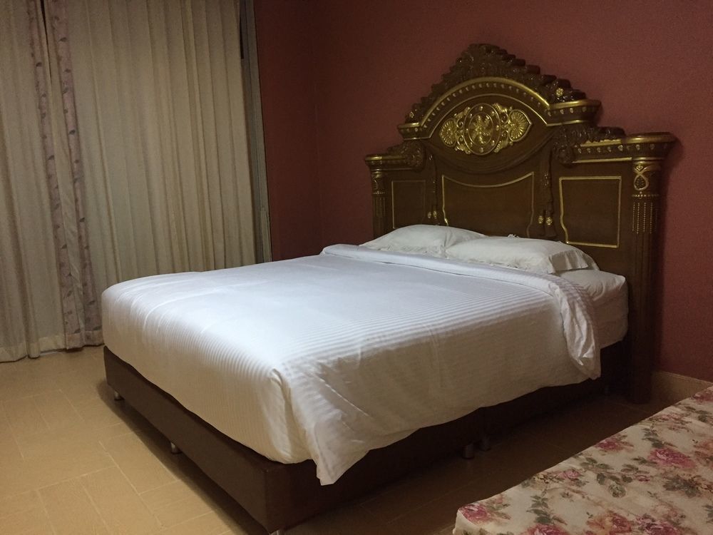 Oyo 75486 Anna Residence Jomtien Esterno foto